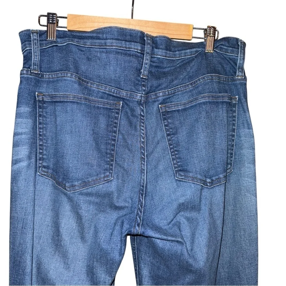 J. CREW Billie Demi Boot Crop Jeans in Warm Indigo Distressed Plus Size 32